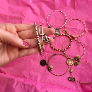 Alex & Ani Bundle of 6+ Bangles Make Offer